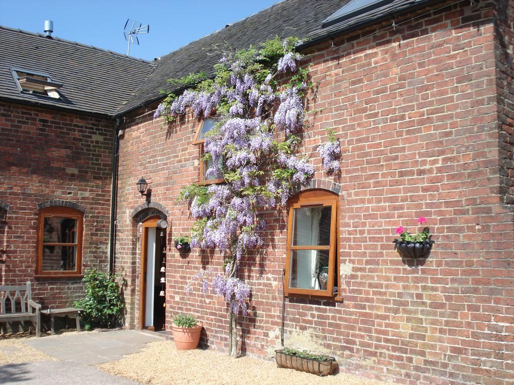 Highfields Farm B&B Stone  Eksteriør billede